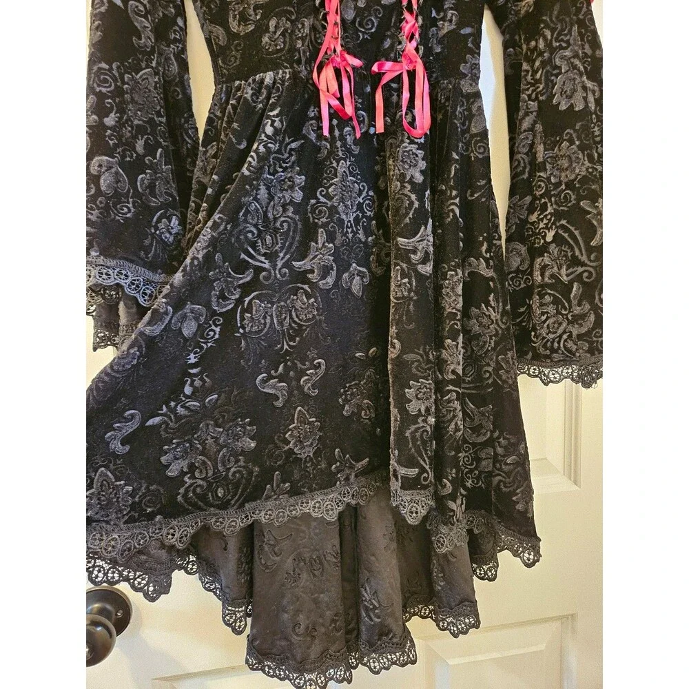 Gothic Halloween Costume Kids Size XL Black & Red Velvet Lace Up Dress Up Spirit - Picture 2 of 6